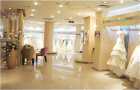 宁夏银川婚纱影楼展柜服务指南 专业制造与摄影服务一体化